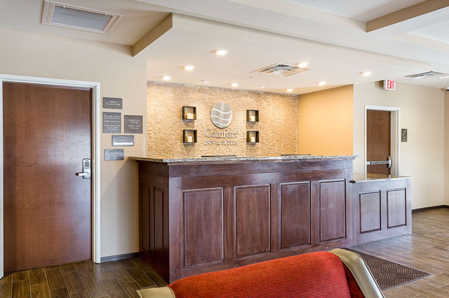 Comfort Inn & Suites Zachary, LA 6/41