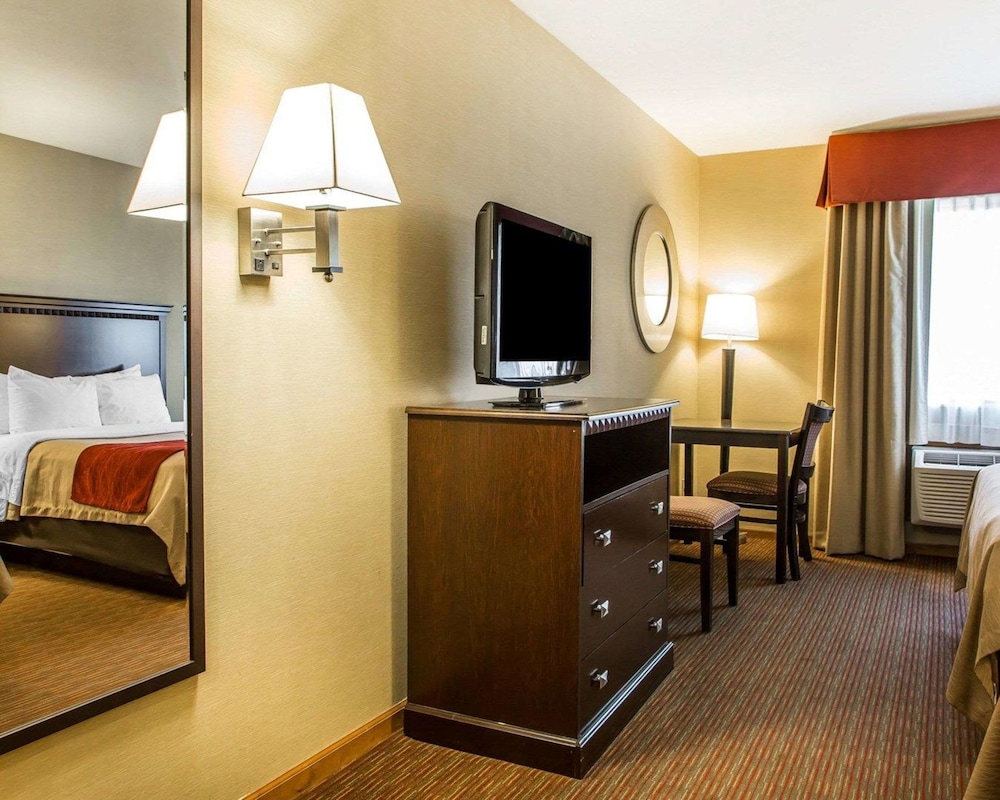 Quality Inn Greenville North 13/40
