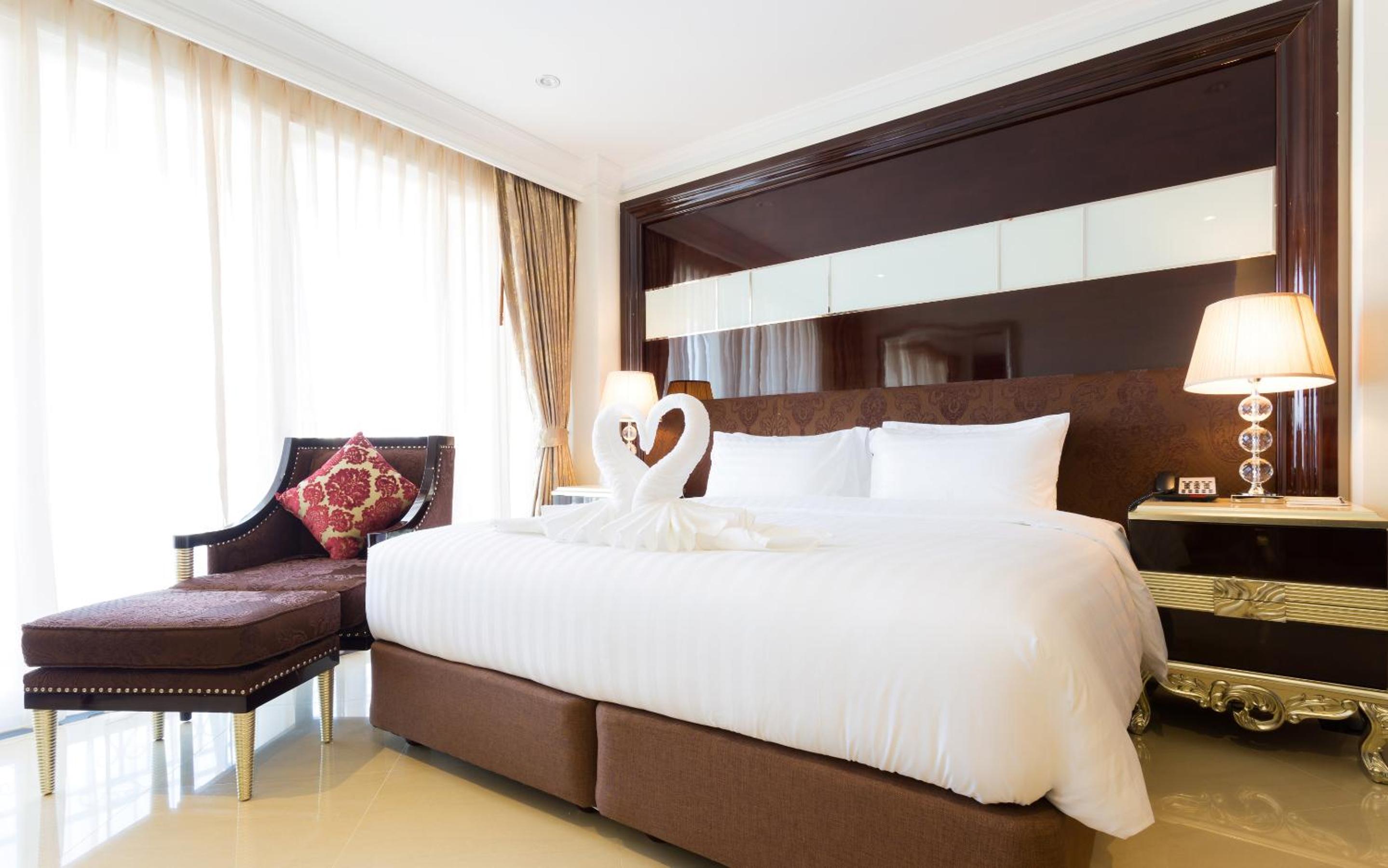 Deluxe Room King