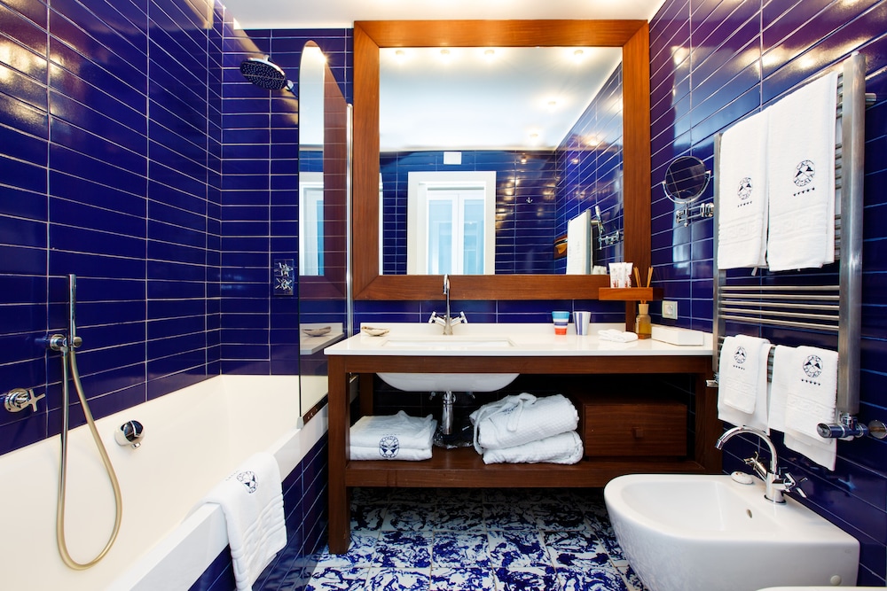 Capo La Gala Hotel & Spa 48/50