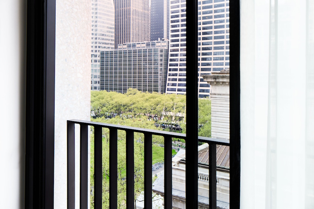 Park Terrace Hotel on Bryant Park 42/48
