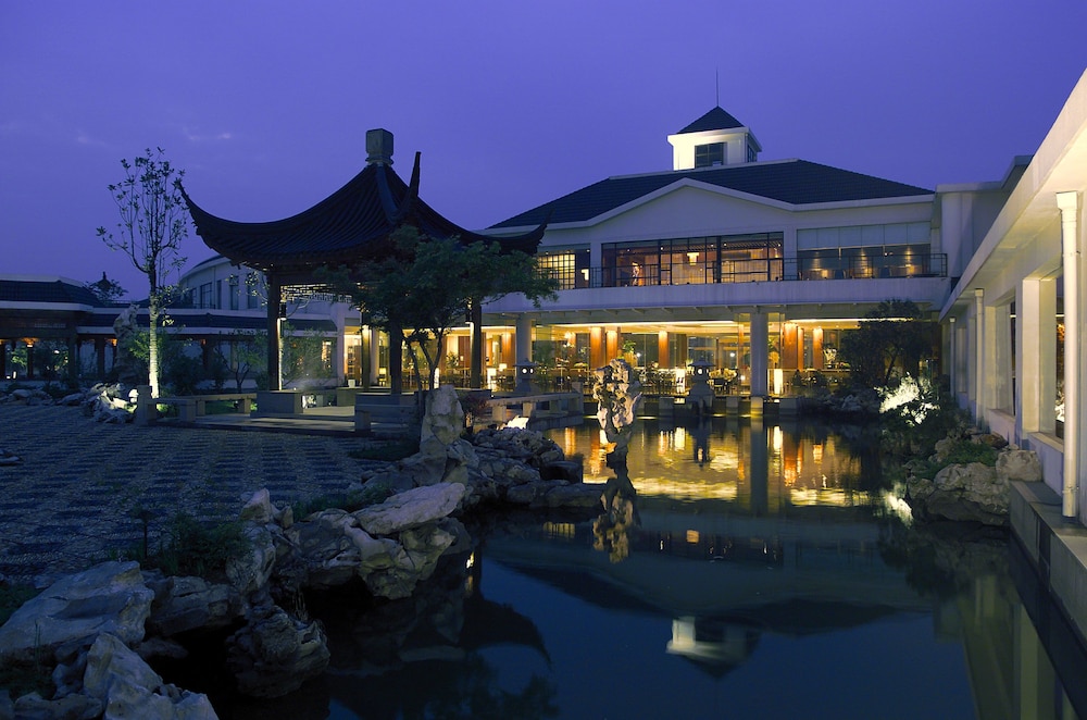 Jinling Resort Hotel Nanjing 2/39