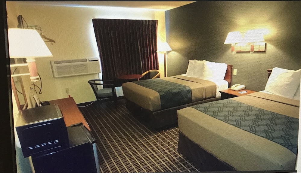 Rodeway Inn Winslow I-40 15/36