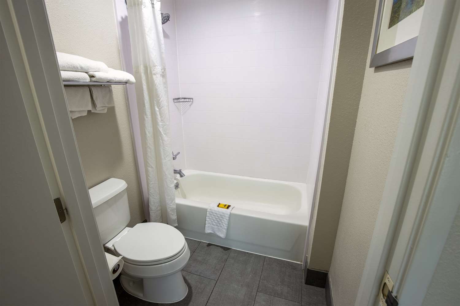 Best Western Plus Vermilion River Inn And Suites 13/14