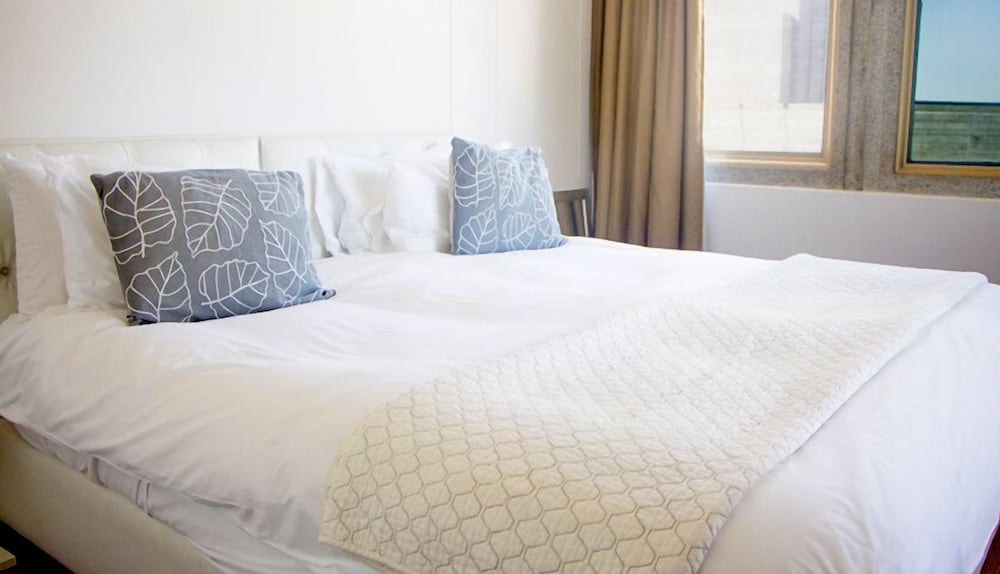 ITC Hospitality Group Two Bedrooms Cartwright's Corner 16/45