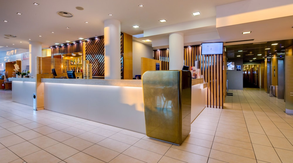Holiday Inn Bologna - Fiera 7/77