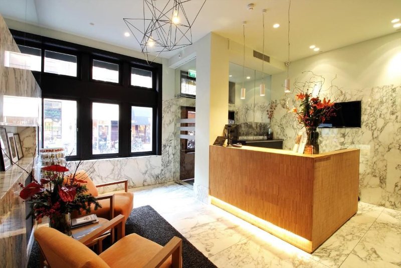 THE BANK HOTEL 3/39