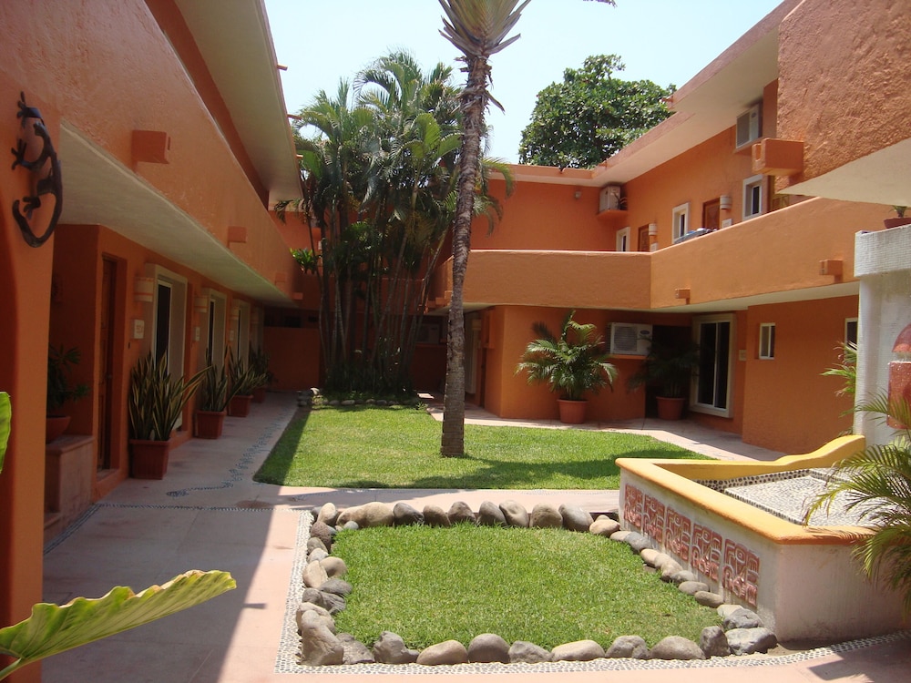 Villa Mexicana 63/67