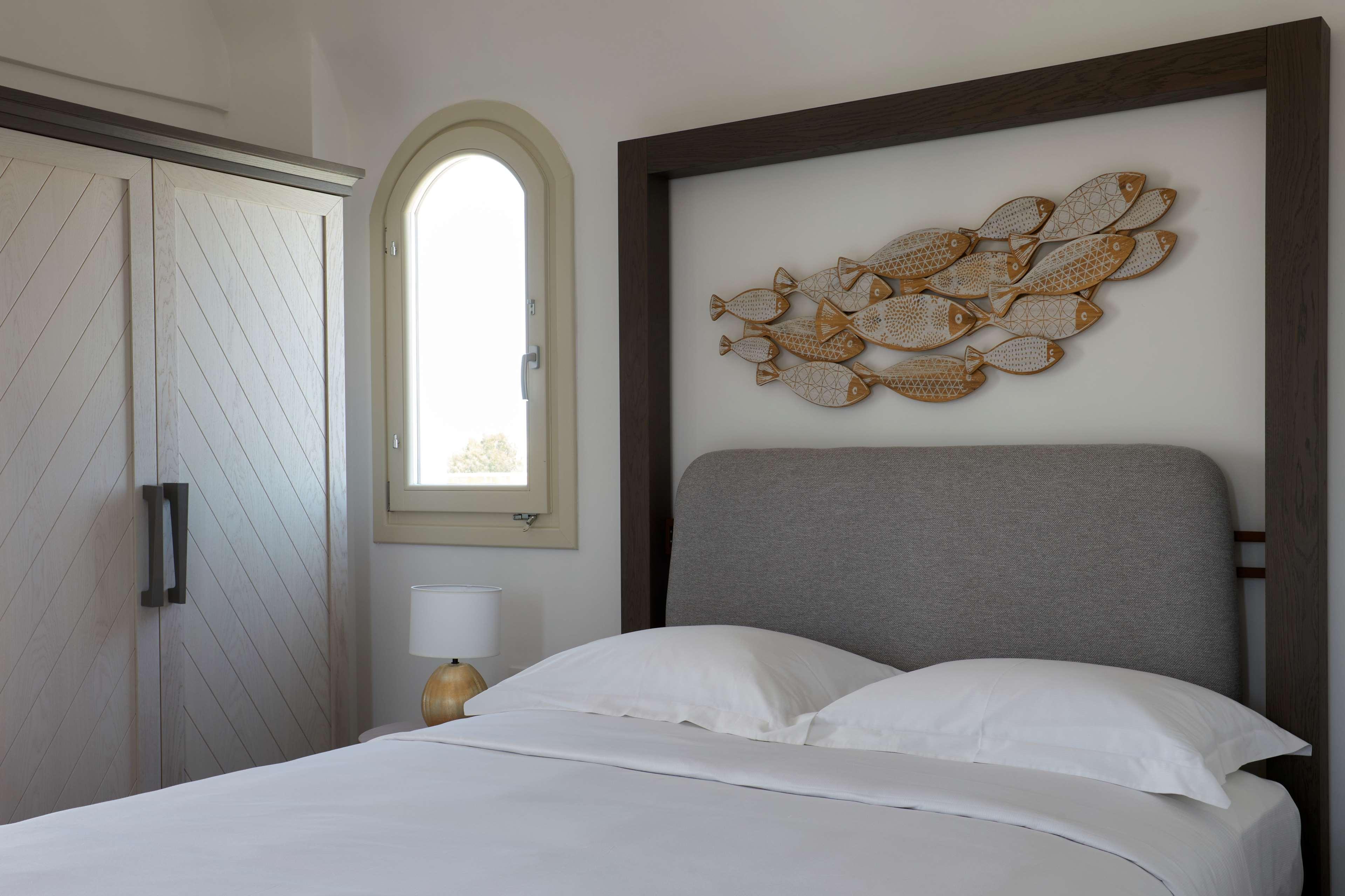 DUPLEX, SUITE, QUEEN BED, WITH POOL