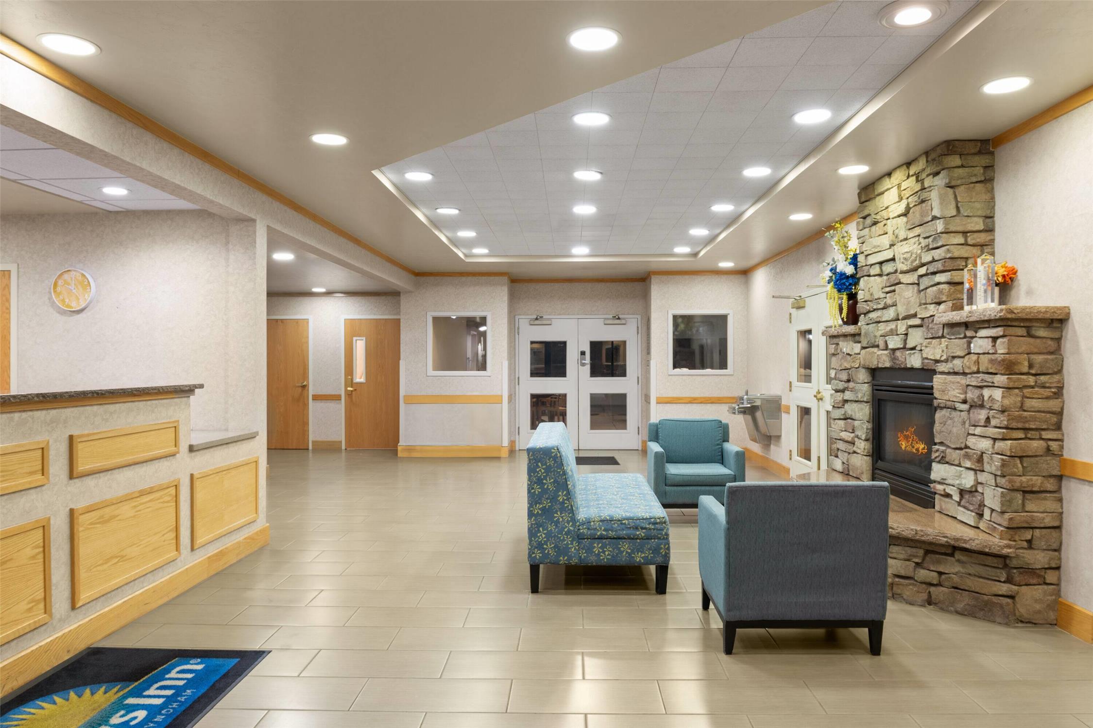 Days Inn by Wyndham Chino Valley 8/32