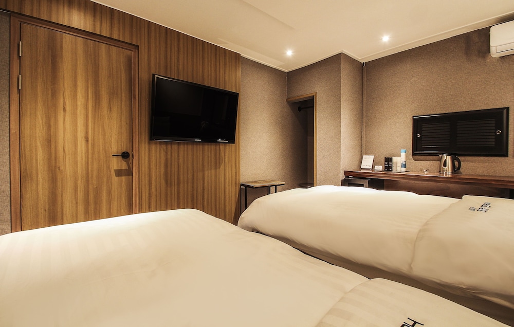 Blanc Hotel Gangnam 17/39