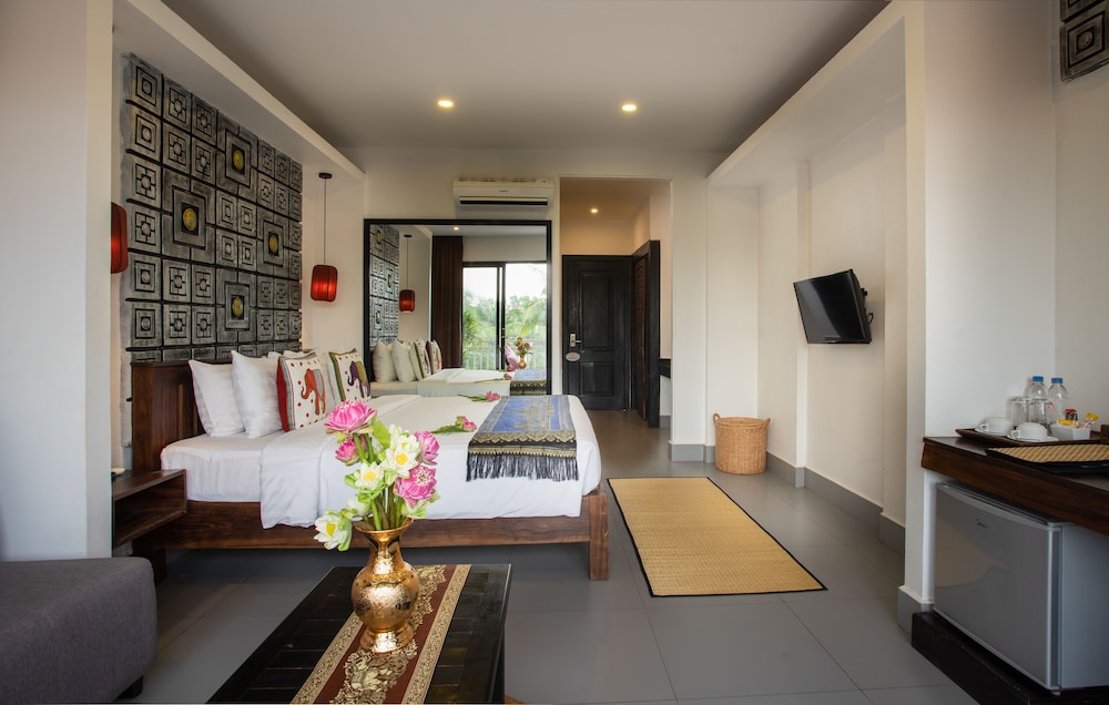 Ladear Priviledge Rooms 53/78