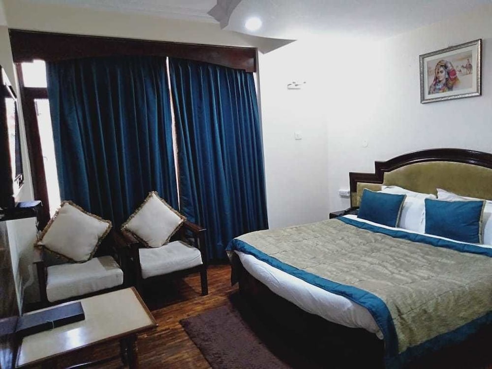 Hotel Ashiana Regency 15/45