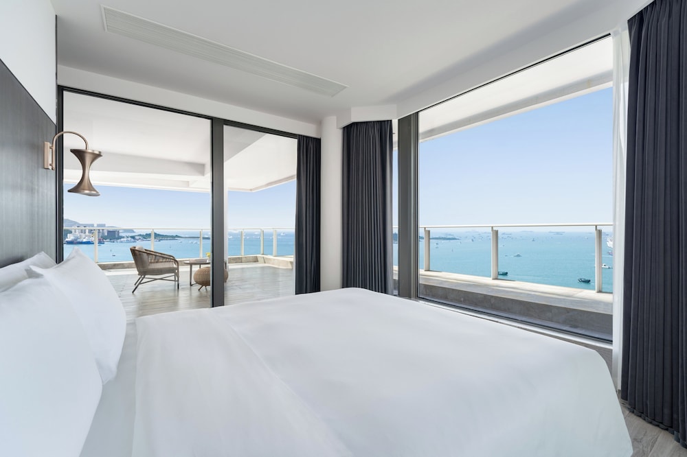 Standard, 2 Double Beds, Ocean Front