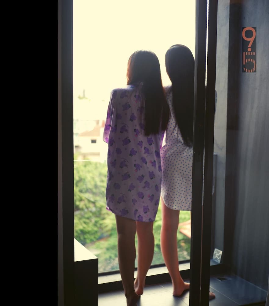9.5 Hotel 69/70