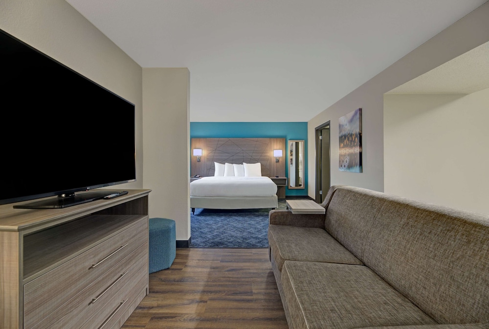 Best Western Fishkill Inn and Suites 35/53