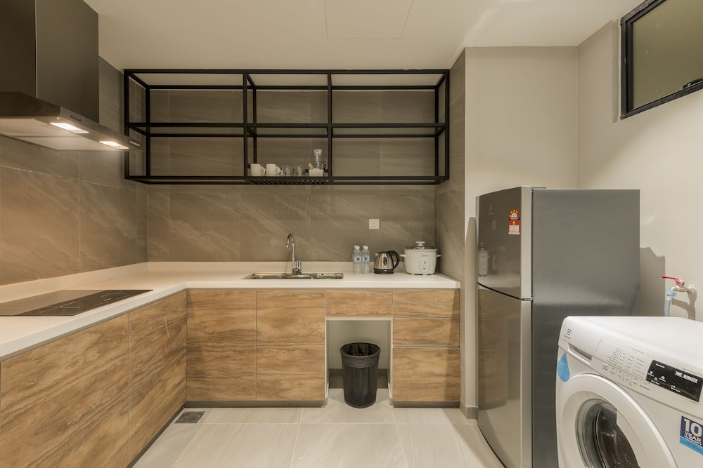 Jinhold Hotel And Serviced Apartment 37/38