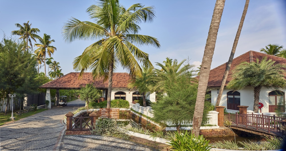 Club Mahindra Cherai 37/50