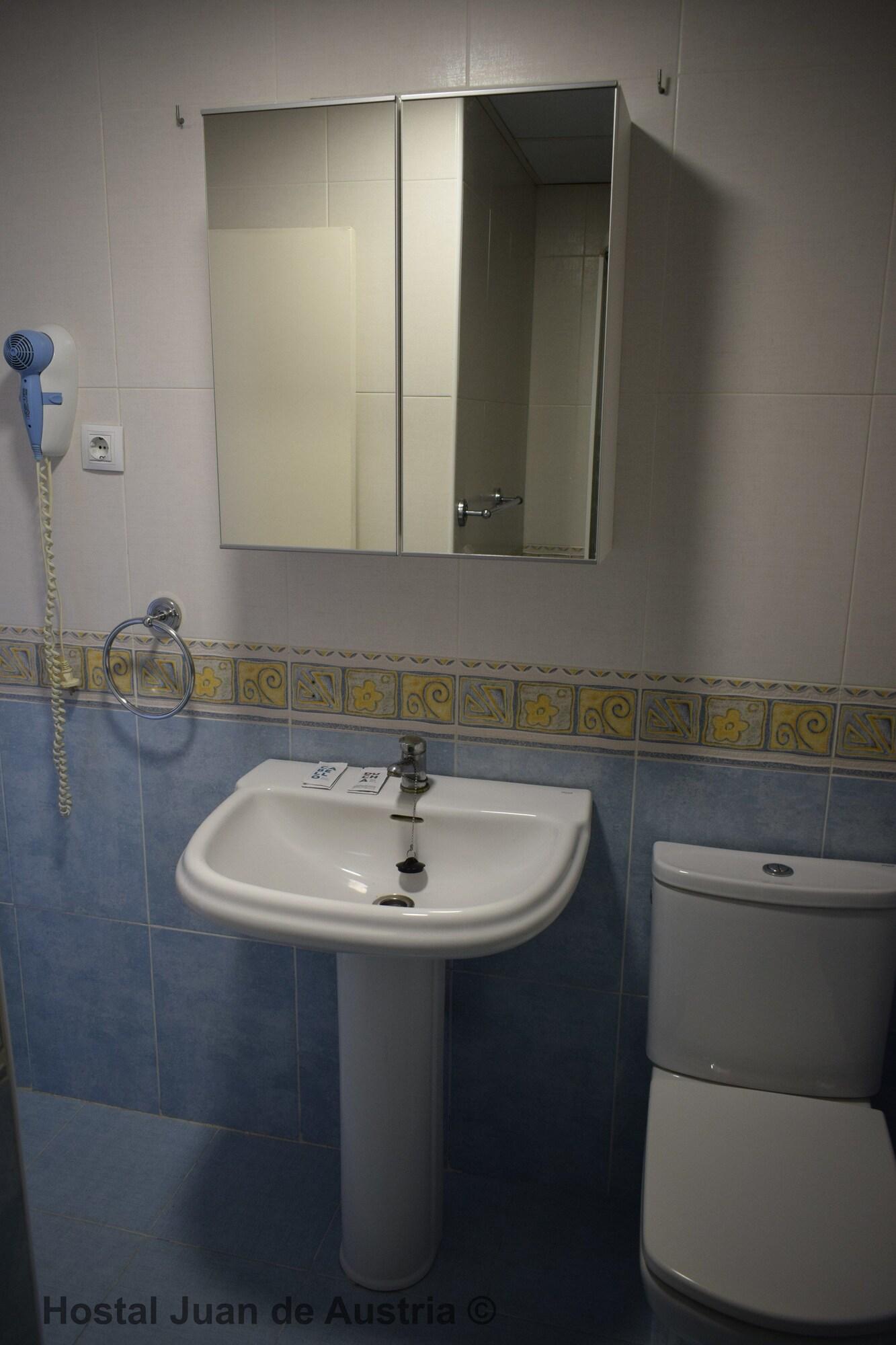 Hostal Juan De Austria 44/50