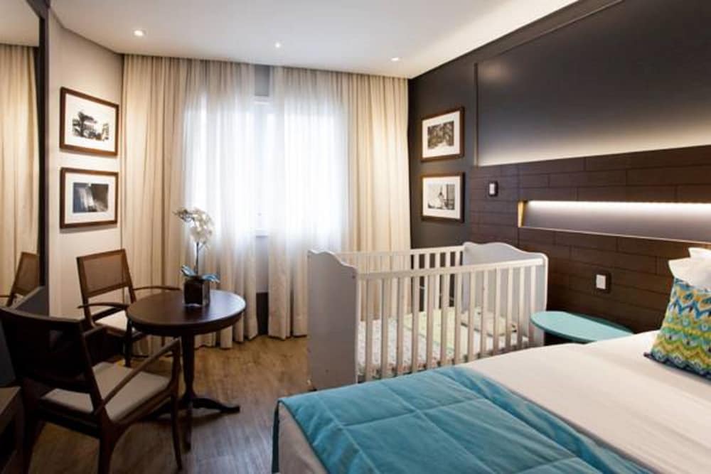 Cercano Hotel 27/72