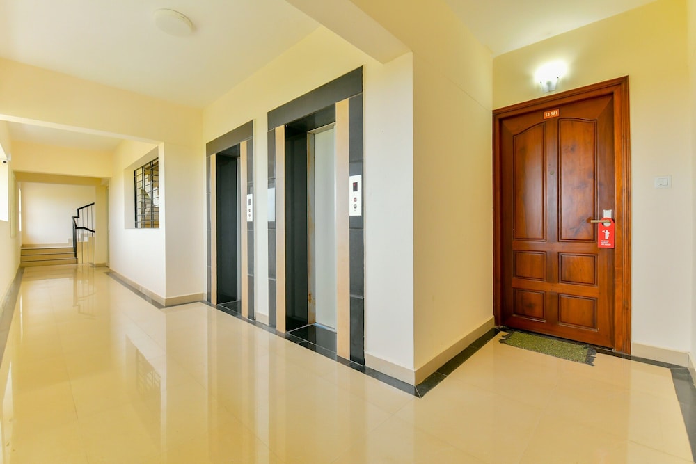 Oyo 10051 Hotel Tyche Stays 20/28