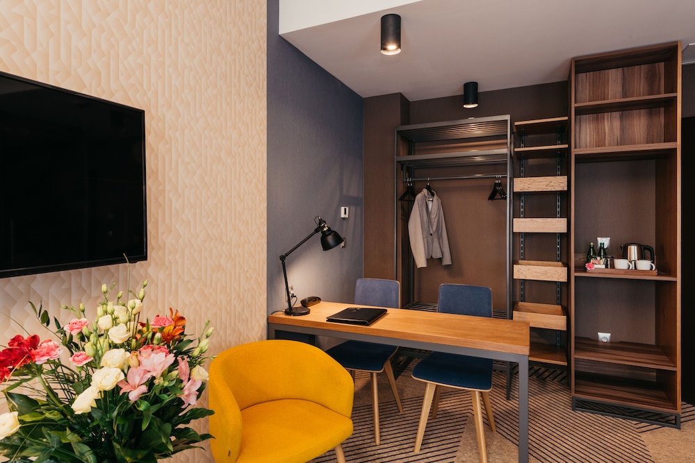 Avena By Artery Hotels 68/78