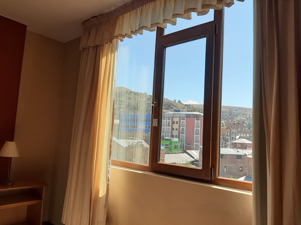 QELQATANI HOTEL 36/63