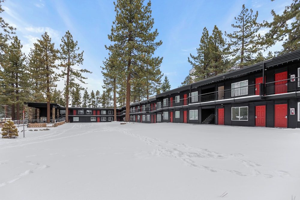 Lake Tahoe Ambassador Lodge 6/57