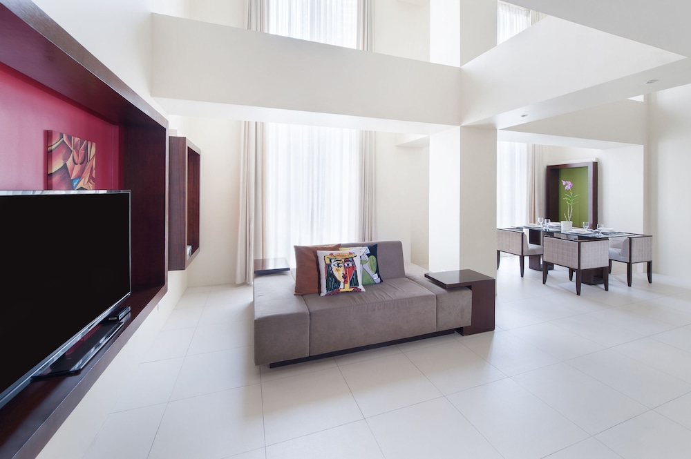 The Picasso Boutique Serviced Residences 36/79
