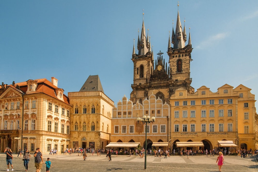 Cathedral Prague Apartments 41/49