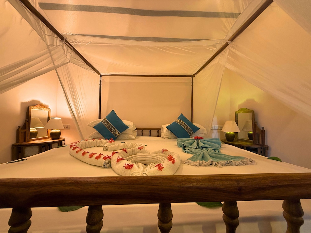 Jungle Paradise Beach Resort & Spa Mbweni Ruins 6/50