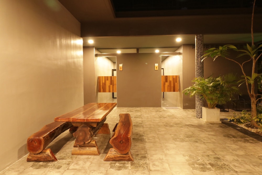 The Scene Cliff View Villas 38/77