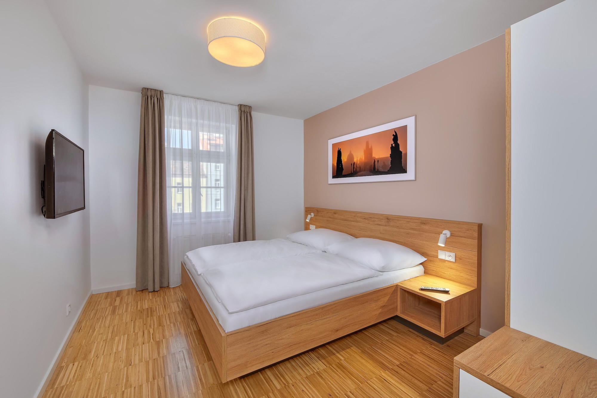 2 BEDROOMS, COMFORT, APARTMENT