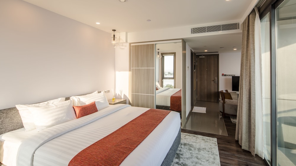 Maagiri Hotel 12/50
