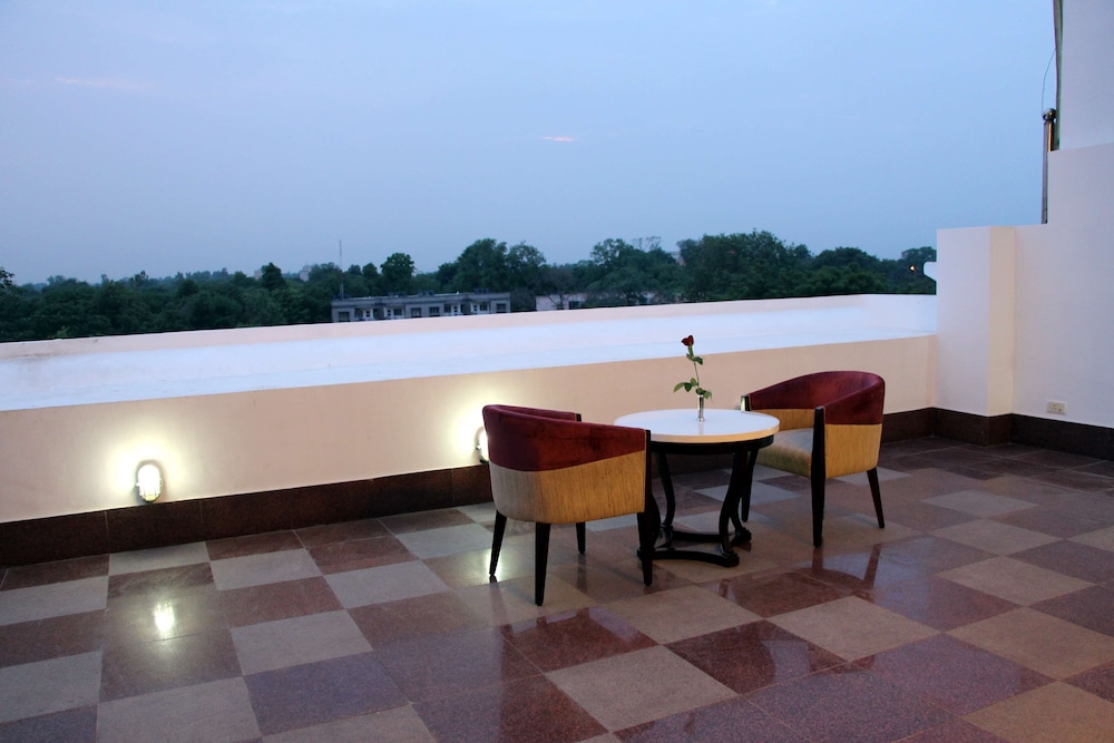 Hotel Dasaprakash 31/38