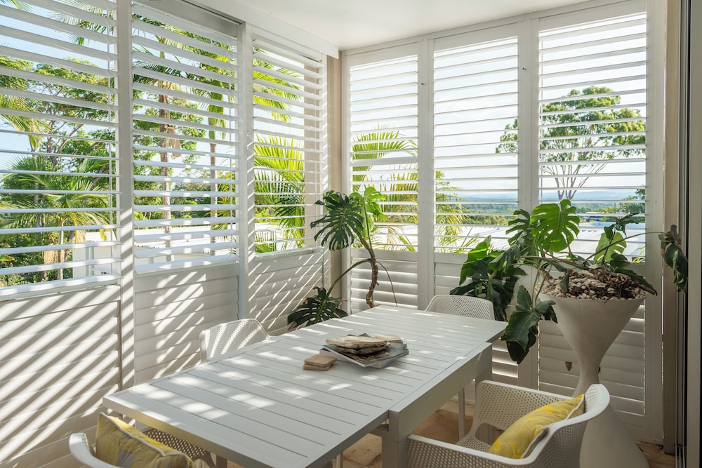 NOOSA BLUE RESORT 60/76