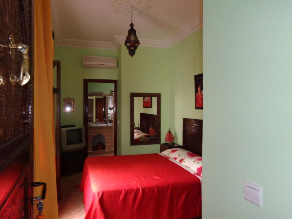 Riad Sesame 8/48