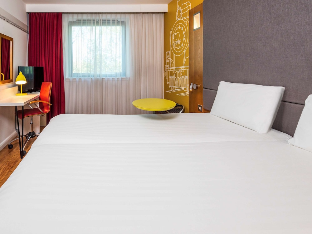 Duet, Twin Beds، Ibis Styles Crewe 5/9