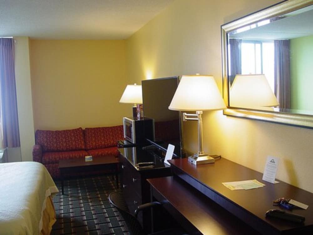 Danville Inn 18/27