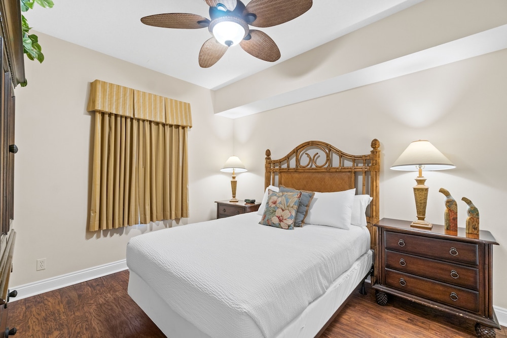 3 Bedrooms, Condo, King and Queen Bed, Bunk Bed, Ocean View, Sofa