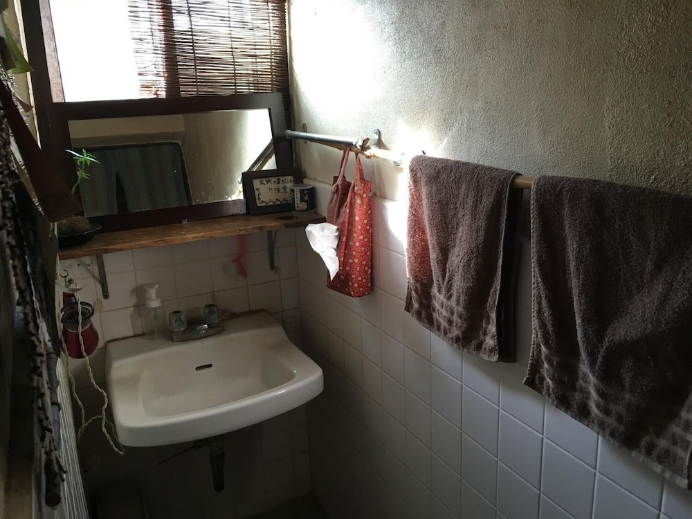 Okinawa Motobu Guesthouse - Hostel 28/29
