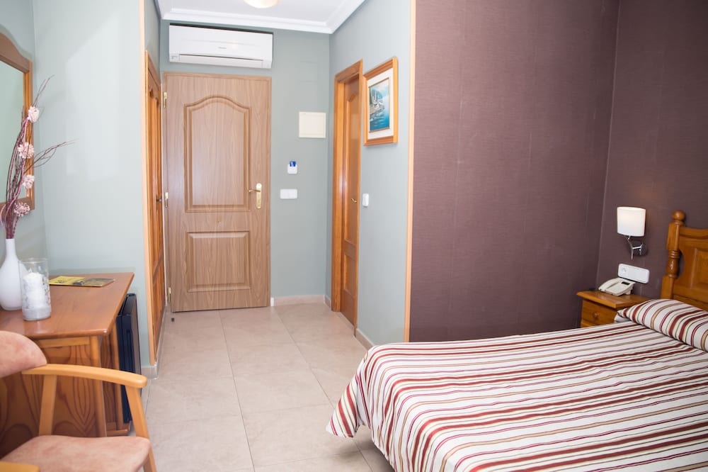 Hotel Noguera 27/71