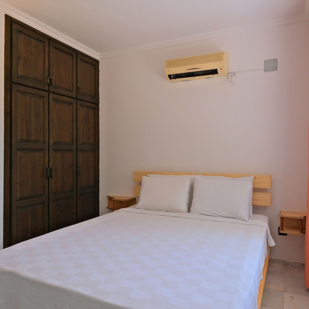 Club Mel Holiday Resort 13/48