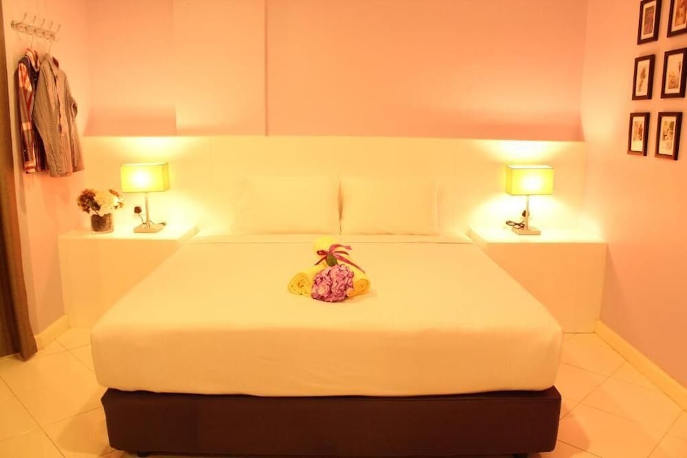 JinHold Service Apartment 10/18