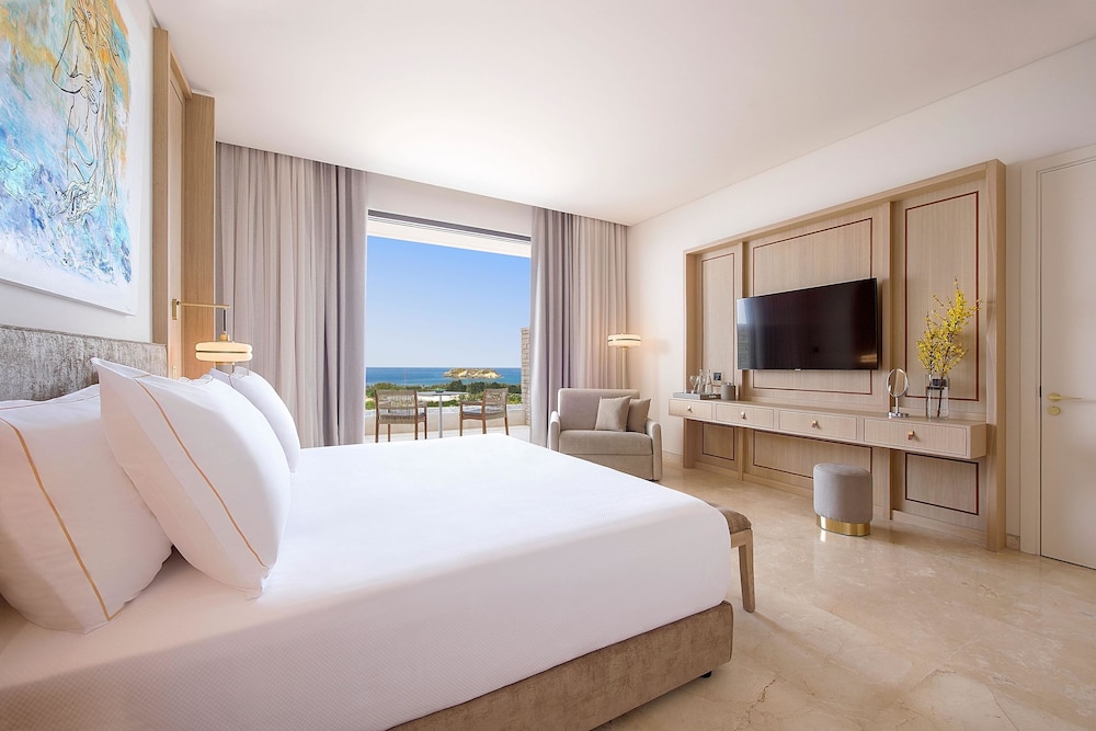 Room at Cap St Georges Hotel & Resort, PEGEIA