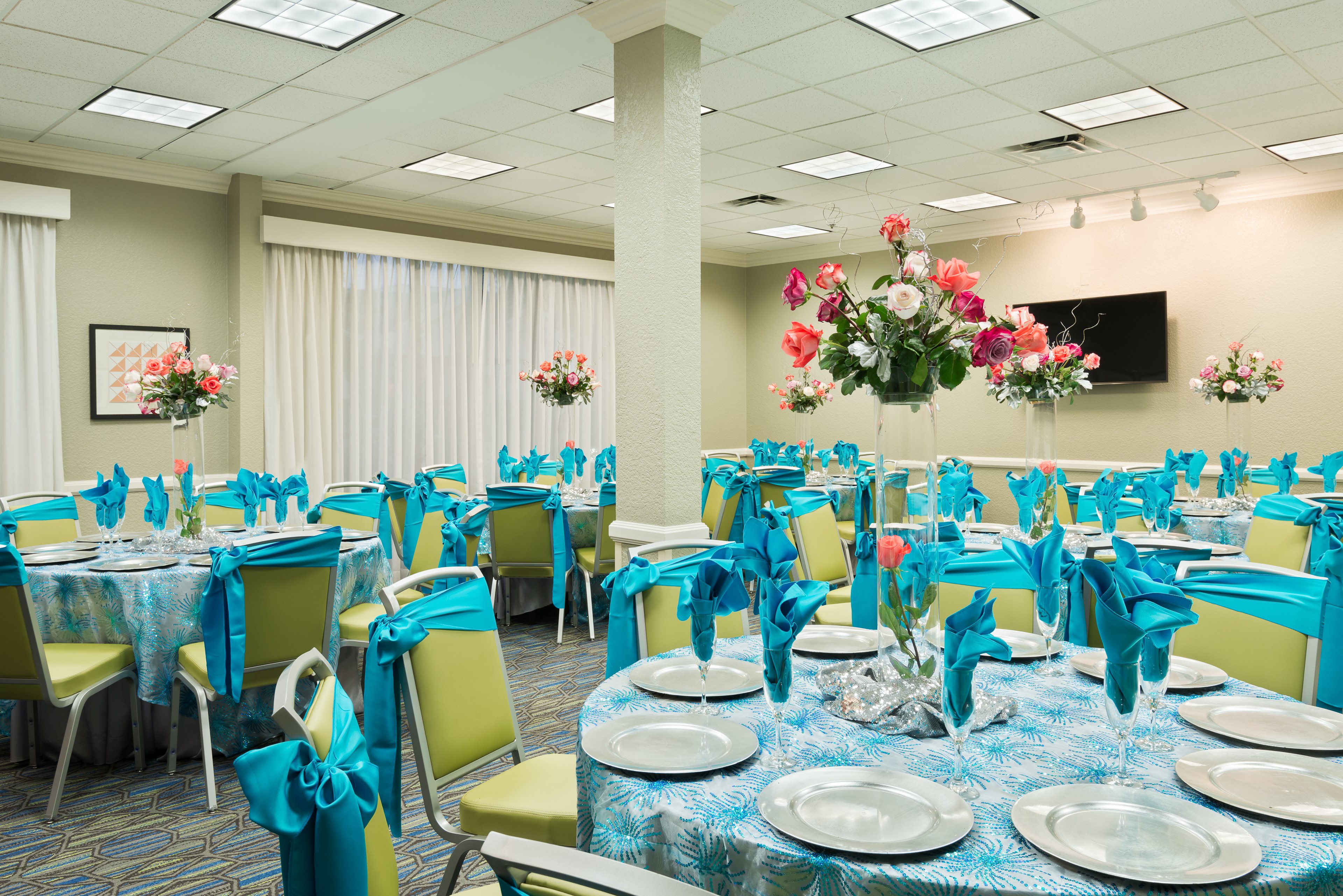 Holiday Inn Express & Suites Ft. Lauderdale-Plantation 33/50