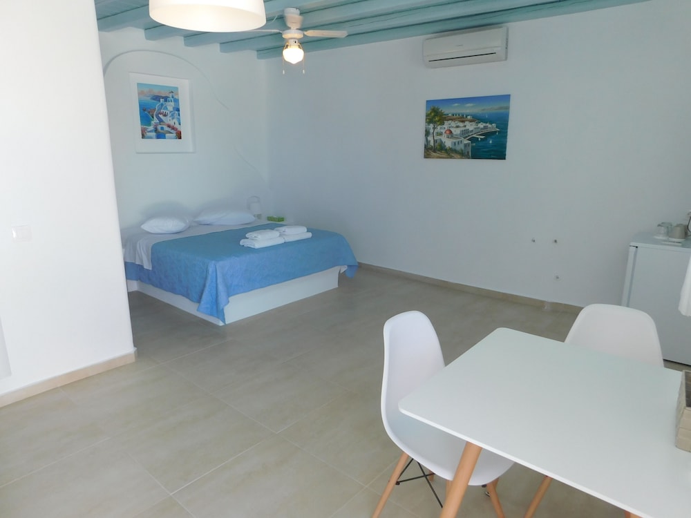 Sofia's Bungalows Mykonos 51/82