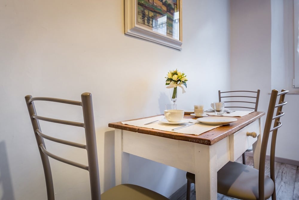 Arno Apartment B 21/32