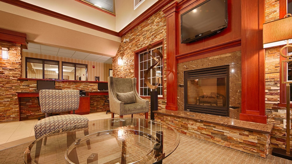 Best Western Plus Vancouver Mall Dr. Hotel & Suites 26/38