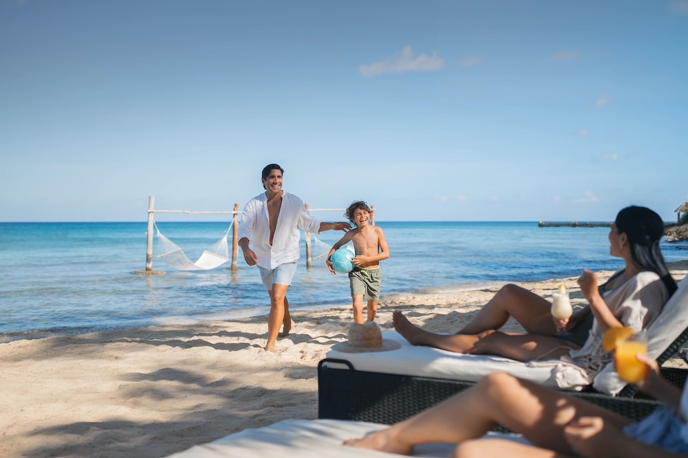 Dreams Cozumel Cape Resort & Spa 58/60